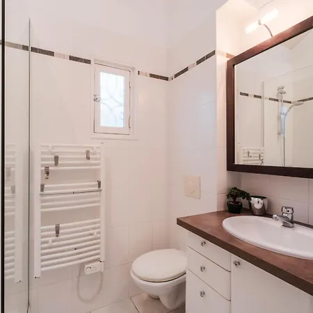 La Petite Arcachonnaise By Interhome
